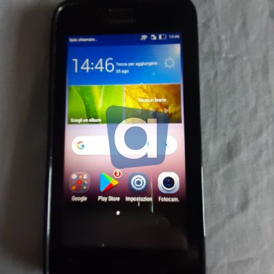 Cellulare Huawei mod Y560 ------