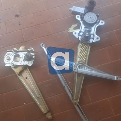 Cremagliera alzavetro anteriore destro toyota