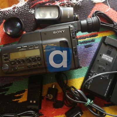 Videocamera Sony CCD-V800E completa