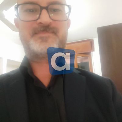 Cerco Relazione seria e Convivenza